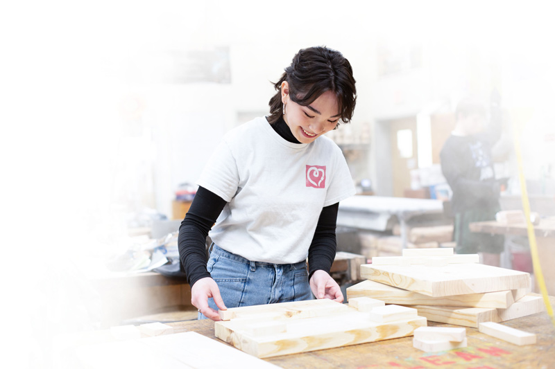 A student in an art class